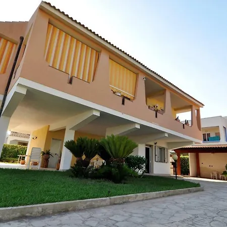 Holiday home Felice Marzamemi